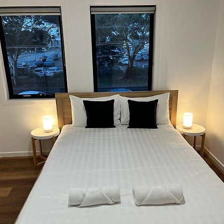 Brand New Modern 2 Bedroom Guesthouse At Airport! Melbourne Exteriör bild